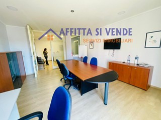 Ufficio in Vendita a Siracusa, 118'000&euro;, 110 m²