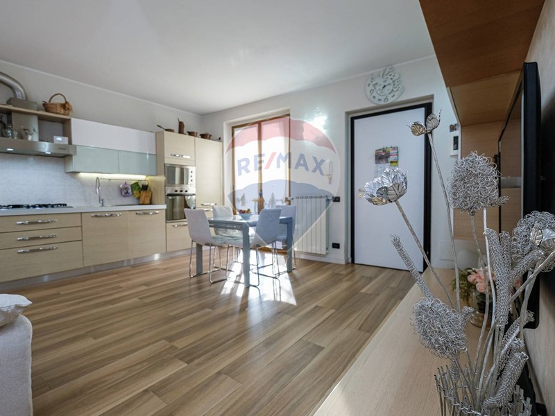 Trilocale in Vendita a Comun Nuovo, 180'000€, 93 m²