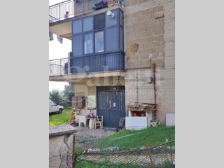 Quadrilocale in Vendita a Vitulano, 74'000€, 130 m²