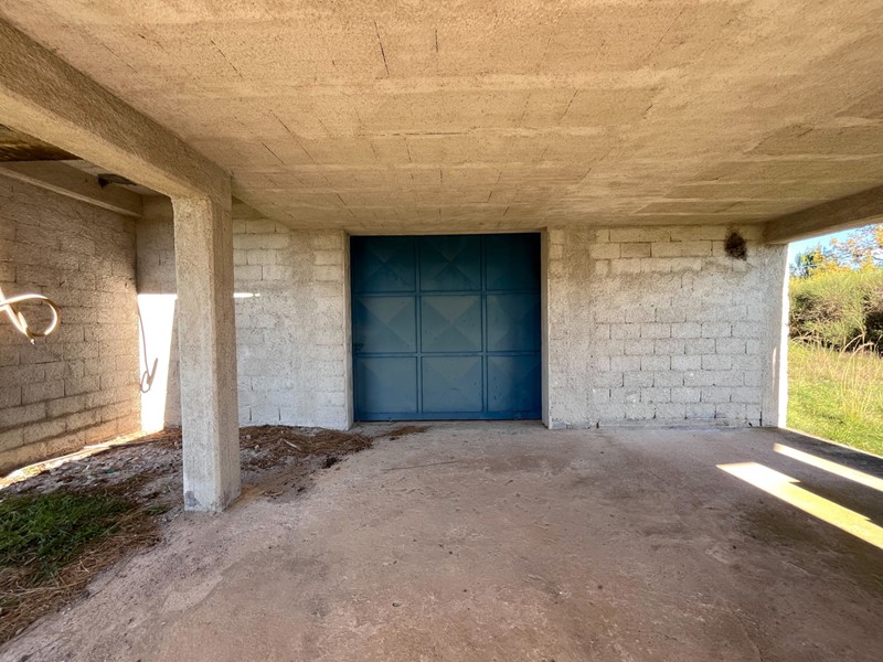 Casale in Vendita a Santa Marina, 335'000€, 280 m²