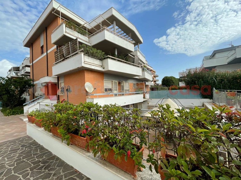 Villetta a schiera in Vendita a Terracina, 799'000€, 200 m², arredato