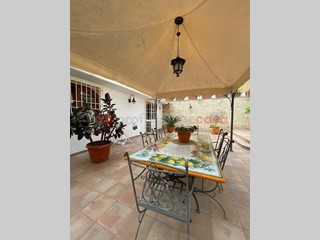 Villetta a schiera in Vendita a Terracina, 799'000€, 200 m², arredato