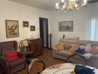 Quadrilocale in Vendita a Pesaro, zona VILLA SAN MARTINO, 160'000&euro;, 100 m², con Box