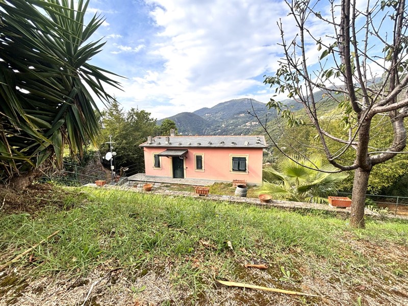 Casa Indipendente in Vendita a Bonassola, 930'000€, 407 m², arredato, con Box