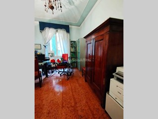 Ufficio in Affitto a Modena, 320&euro;, 18 m²