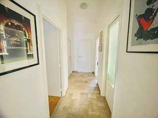 Appartamento in Vendita a Jesi, 212'000€, 140 m²