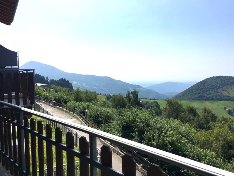 Bilocale in Vendita a Grone, 90'000€, 61 m²