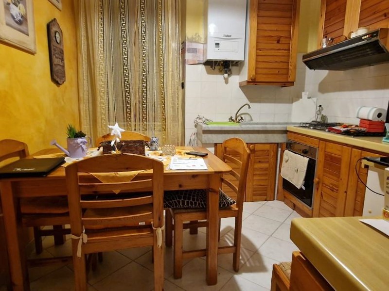 Quadrilocale in Vendita a Carrara, zona Torano, 105'000€, 80 m²