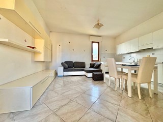 Trilocale in Vendita a Palaia, zona Forcoli, 89'000€, 80 m², arredato