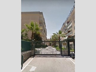 Casale in Vendita a Marano di Napoli, 13'000€, 150 m²