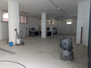 Box in Vendita a Torre Annunziata, 92'000€, 150 m²