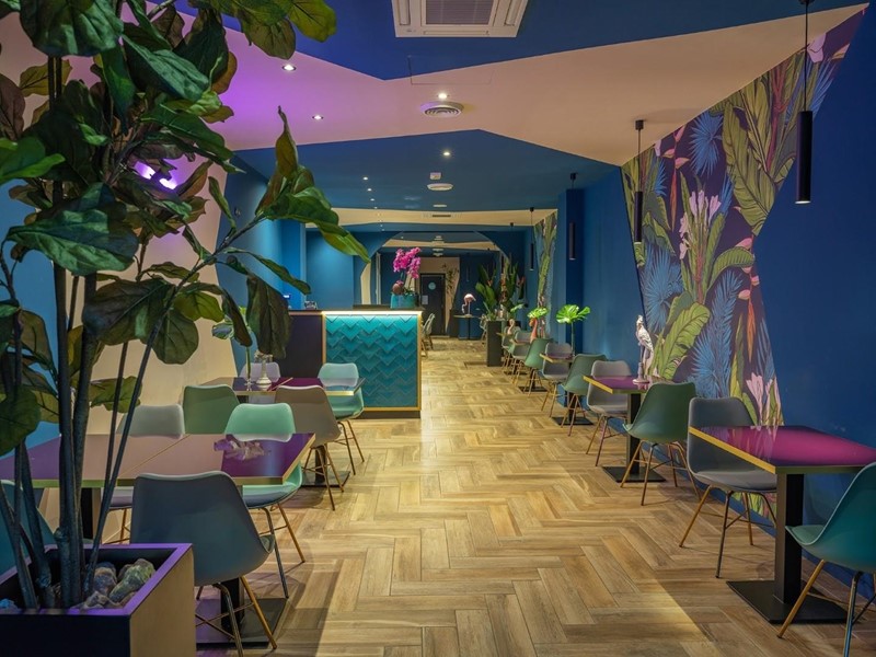 Attività commerciale in Vendita a Pontedera, 59'000€, 120 m²