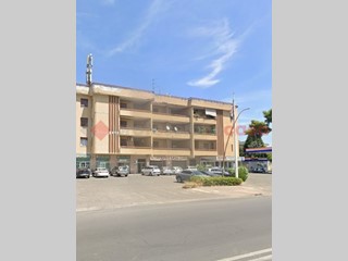 Negozio in Affitto a Curti, 460 m²