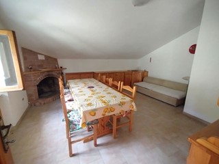 Appartamento in Vendita a Tagliacozzo, 170'000€, 250 m²