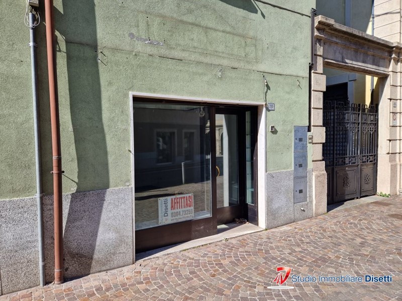 Bilocale in Affitto a Edolo, 45 m²