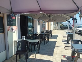 Attività commerciale in Affitto a Messina, 1'500€, 80 m²