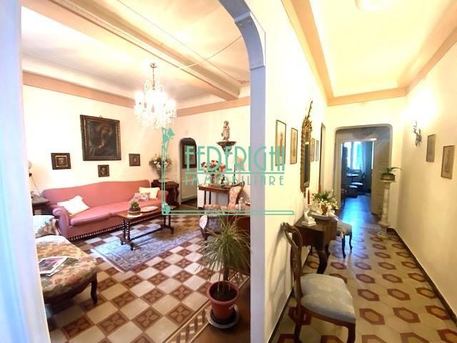 Appartamento in Vendita a Lucca, 420'000&euro;, 130 m²