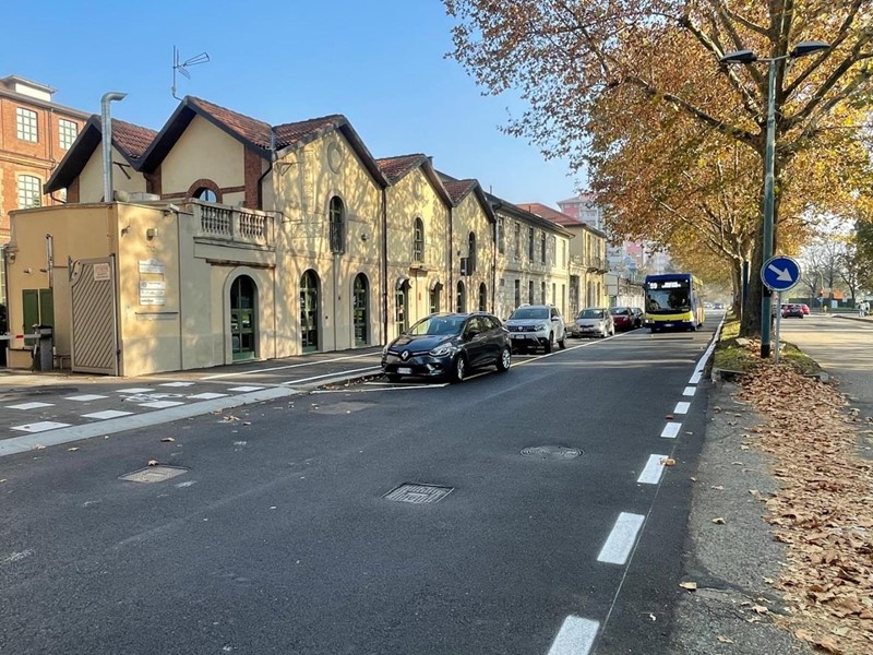 Attività commerciale in Vendita a Torino, 260'000€, 300 m²