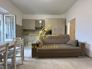 Trilocale in Vendita a Livorno, 120'000€, 60 m², arredato