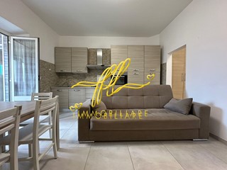 Trilocale in Vendita a Livorno, 120'000&euro;, 60 m², arredato