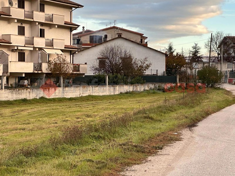 Villa in Vendita a Avezzano, 900 m²