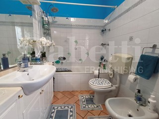 Trilocale in Vendita a Vergato, 112'000€, 105 m², arredato