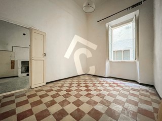 Appartamento in Vendita a Jesi, zona ZONA 1A, 62'000€, 88 m²