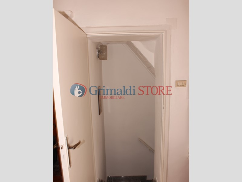 Casa Indipendente in Vendita a Ostuni, 265'000€, 100 m²