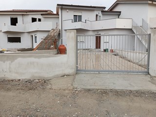 Casa Indipendente in Vendita a Catanzaro, zona santa maria, 145'000&euro;, 100 m²