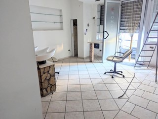 Negozio in Vendita a Torre Annunziata, 42'000€, 25 m²