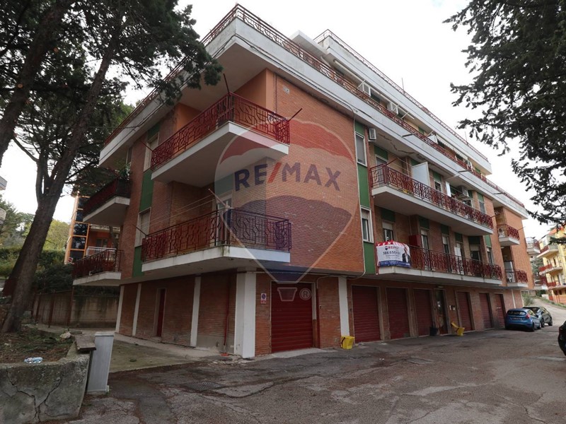 Appartamento in Vendita a Matera, zona Centro direzionale, 200'000€, 128 m²