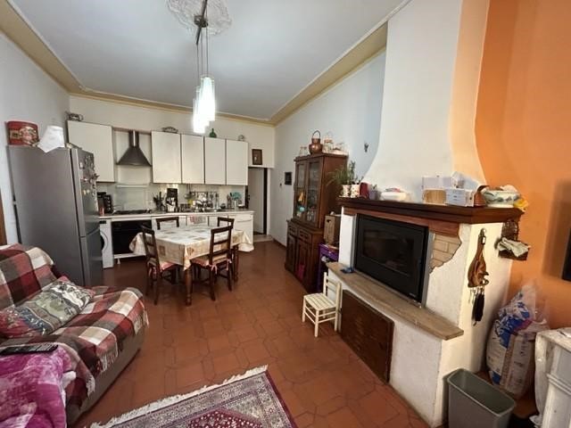 Appartamento in Vendita a Siena, 390'000€, 130 m², arredato