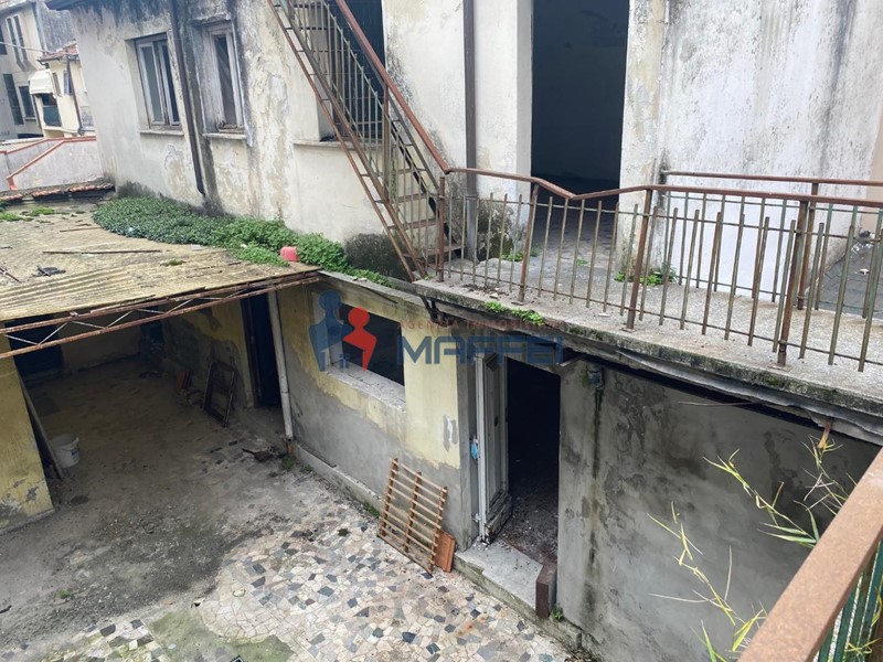 Casa Indipendente in Vendita a Viareggio, 170'000€, 100 m²