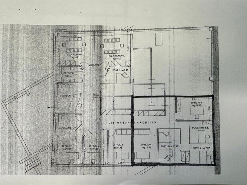 Ufficio in Affitto a Porcari, 850€, 81 m²