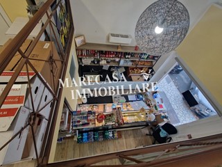 Attività commerciale in Vendita a Carrara, zona Marina di Carrara, 70'000€, 130 m²