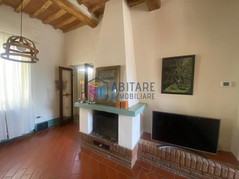 Villa in Vendita a Fauglia, 278'000€, 270 m², arredato, con Box