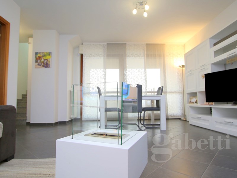 Attico in Vendita a Busto Arsizio, 295'000€, 175 m²