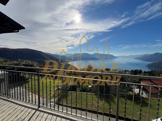 Appartamento in Vendita a Maccagno con Pino e Veddasca, 480'000€, 140 m²