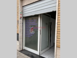 Immobile commerciale in Vendita a Roma, 39'000€, 30 m²