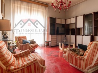 Attico in Vendita a Pomarance, 139'000€, 249 m², arredato, con Box