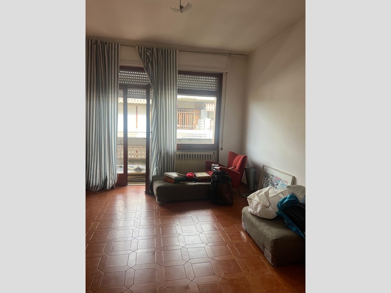 Quadrilocale in Vendita a Carrara, 160'000€, 103 m²