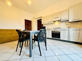 Bilocale in Affitto a Pietrasanta, zona Tonfano, 1'800€, 45 m², arredato