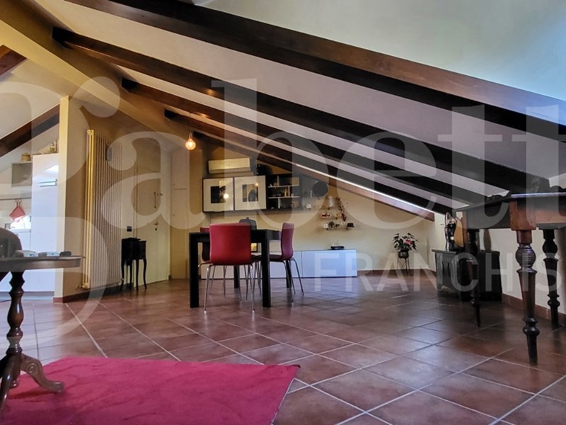Attico in Vendita a Gubbio, 55'000&euro;, 65 m²