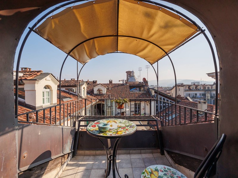 Appartamento in Vendita a Torino, zona Centro, 1'150'000€, 245 m²