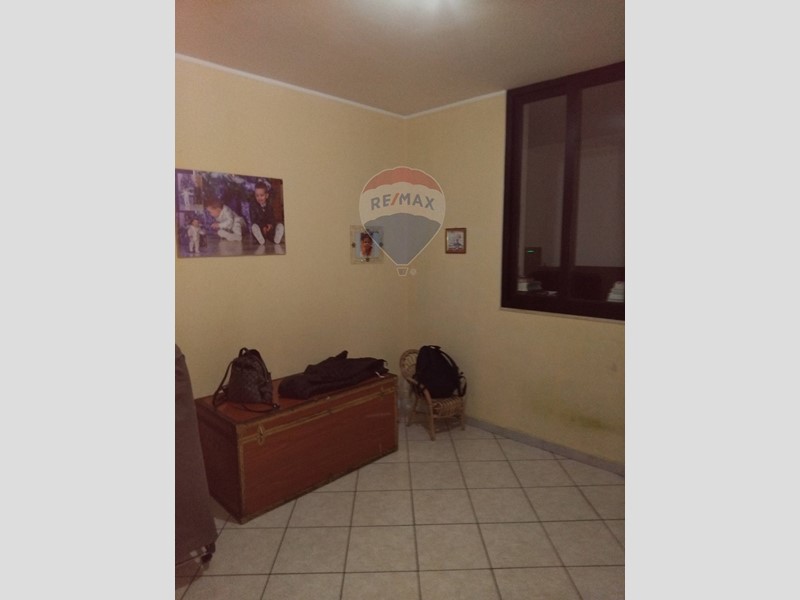 Appartamento in Vendita a Aci Catena, 69'000€, 80 m²