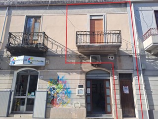 Trilocale in Vendita a Barcellona Pozzo di Gotto, 45'000€, 90 m²