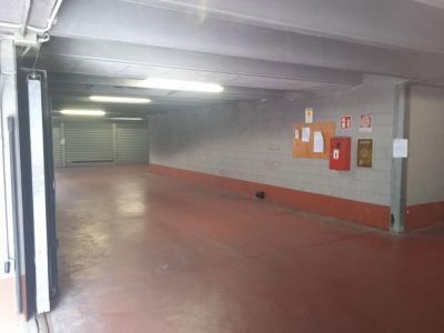 Box in Affitto a Rozzano, 180€, 22 m²
