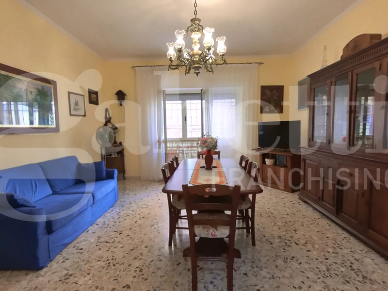 Quadrilocale in Vendita a Aprilia, 157'000€, 118 m²