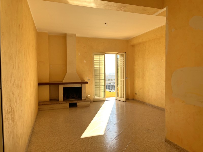 Appartamento in Affitto a Catanzaro, zona Santa Maria, 550&euro;, 200 m²