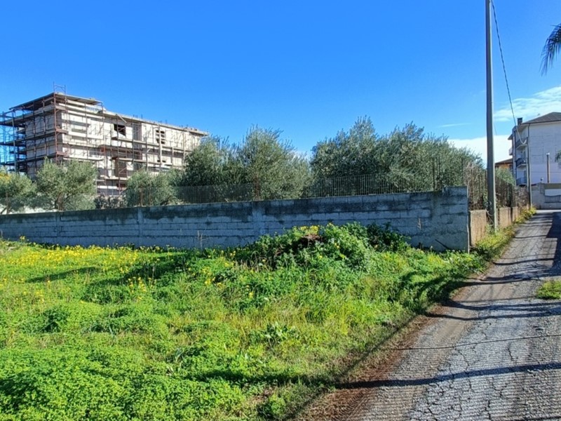 Terreno edificabile in Vendita a Lamezia Terme, 130'000€, 1665 m²